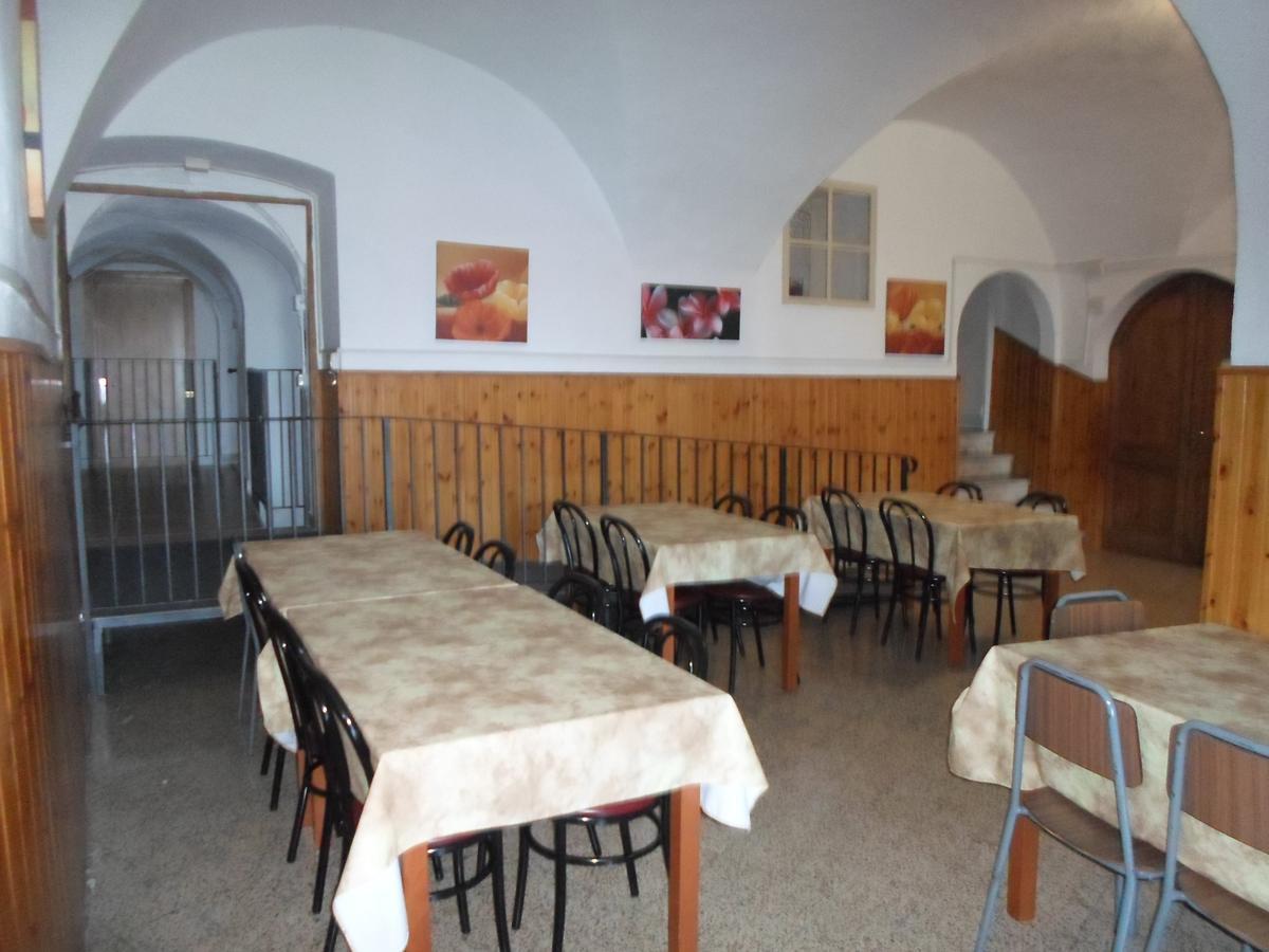 Ostello Sant'Anna Narni Bagian luar foto